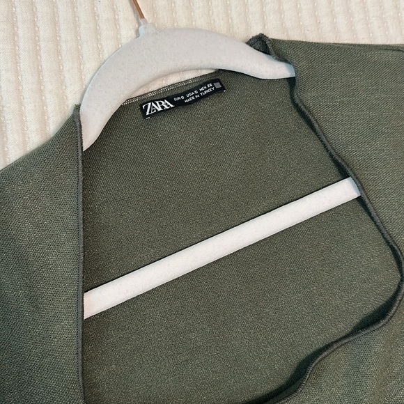 Zara Top - Picture 2 of 3